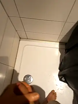 negrila25 (M young) - Goal