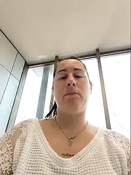 bichota85 (F milf) - Control lush 5min+ 3 videos 🎁