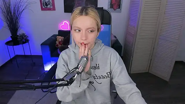 AuroraWrenfield webcam