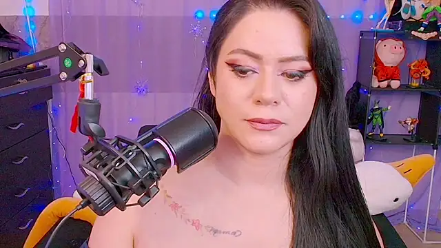 _niiky - _niiky's free webcam - UK Sex Cams