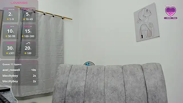 velvetluna_ webcam