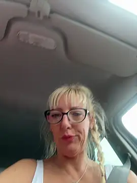 lara_croft-milf_ (F milf) - BIG SQUIRT ON MY OWN FACE💦☔🎉❤️喷出