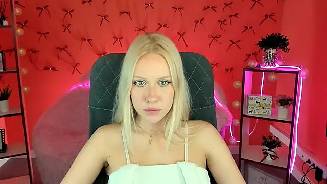 aprilchambers (F young) - Let's dance a little