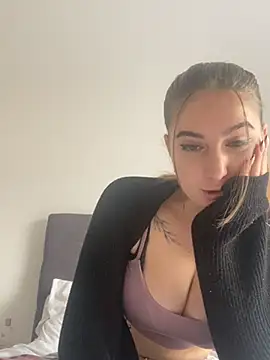 trinitysecretzx (F young) - Bounce boobs topless