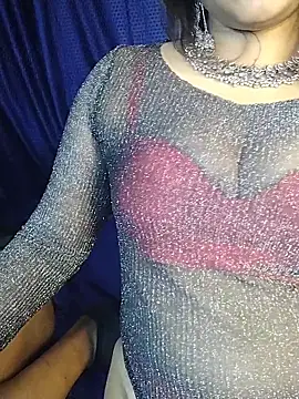 sexyy_transy_with_girl - SEXYY_TRANSY_WITH_GIRL's free webcam - UK Sex Cams