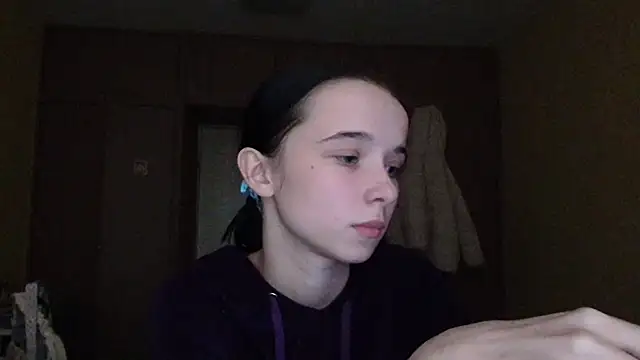 Emilia_Light webcam