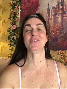 Webcam Model (Blanche-neige1)  is live.Free join now!