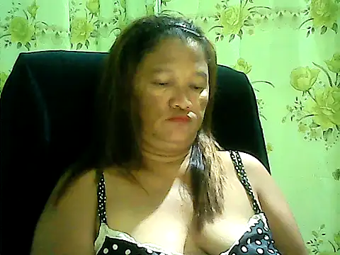 hott_scarlett - Hott_scarlett's free webcam - UK Sex Cams