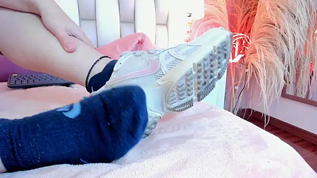 rebeca_jones - Rebeca_jones's free webcam