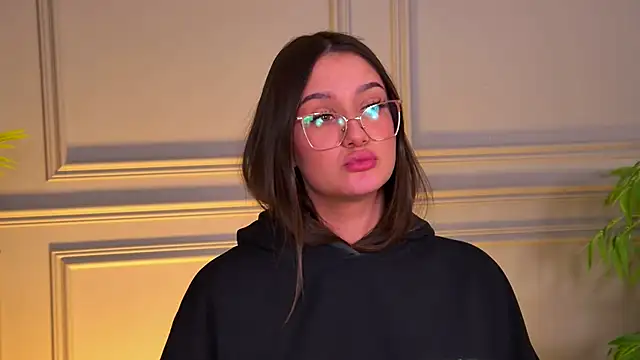 mary_honey - Mary_Honey's free webcam