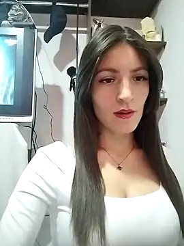 tina2204 webcam