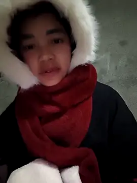 mon-monk - Mon-monk's free webcam - UK Sex Cams