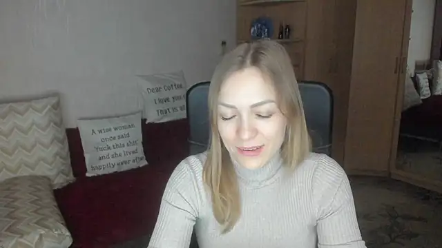 Tiffany_Bates webcam