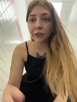 Sunny___Bunny webcam