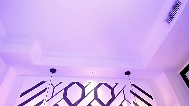 VictoriaKroft webcam