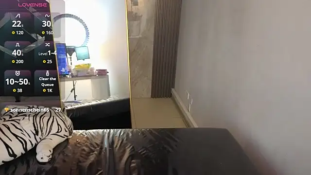 bella_vibess_s webcam