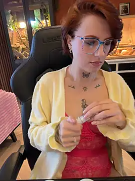 SweetAnneUnique26 webcam