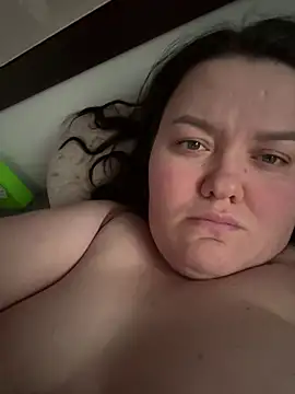 SunnyLeila2101 webcam