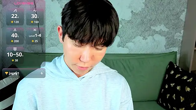 yugoasian (M young) - put oil on my naked body!