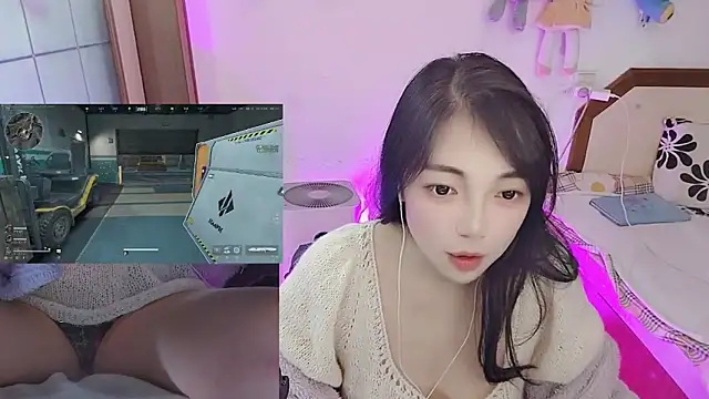 Song_99 webcam