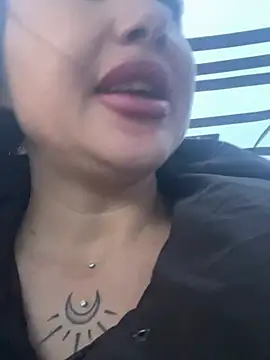 beautydiamond Live Webcam on Stripchat