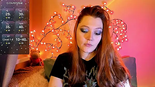 Ungoliant_Kiss webcam