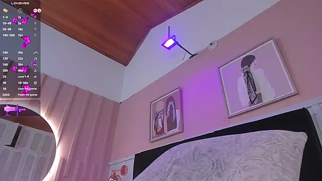 elodie_walker webcam