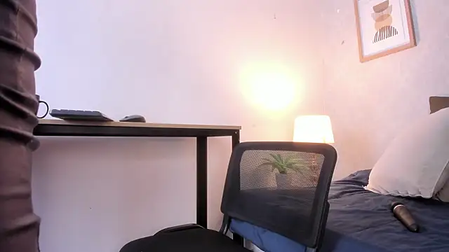 caroline_dh - Caroline_dh's free webcam - UK Sex Cams