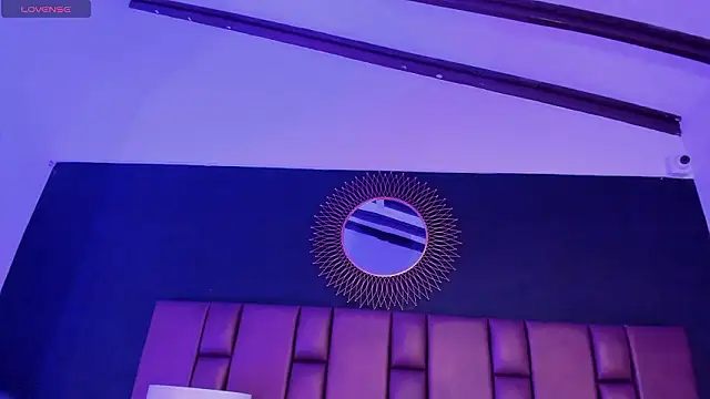 TalianaNewton webcam