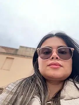 melanny10 Live Webcam on Stripchat