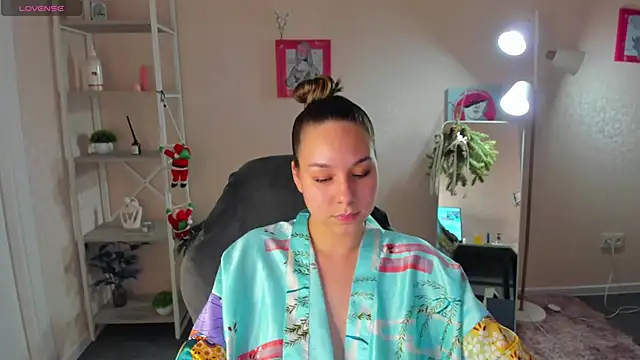 Live webcam of Al1ice_Moures