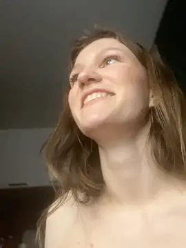 DriveThruDolls webcam