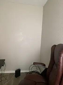 fathero1time (M mature) - 4000 tokens and I bust this NUT! 💰 💰💰