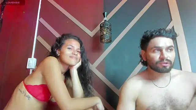 RashelANDCerverus webcam