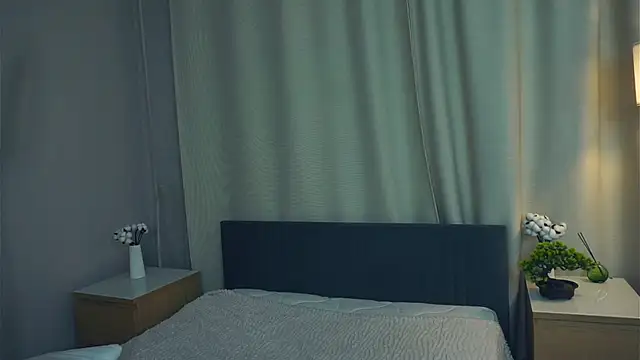 patriceperlow (F teen) - remove the straps of the top