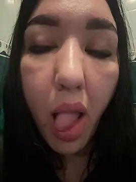 Naughtbaby_2025 webcam