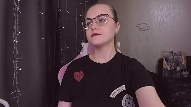 MissBrightShine webcam