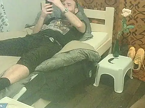 AlexanderArmani webcam