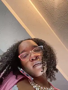 DominaLunaLusty webcam