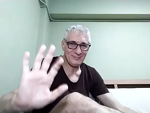 BIGUNCUTHARDCOCK webcam