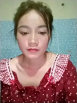 dorothyxx (F young) - Wearing a sexy dress 😘😘