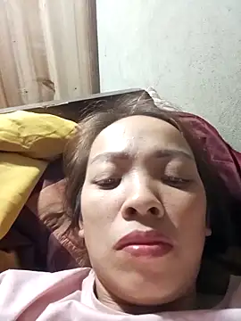 Webcam Model (Andrea-688)  is live.Free join now!