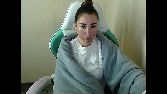 cammila_horn - Cammila_horn's free webcam - UK Sex Cams