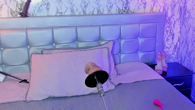 MELODYY_SWEET webcam