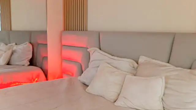 zoe_benson (F teen) - Nora control last tipper