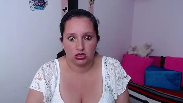 CristialJones_ webcam