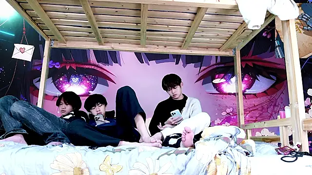 xiaohuangren01 webcam