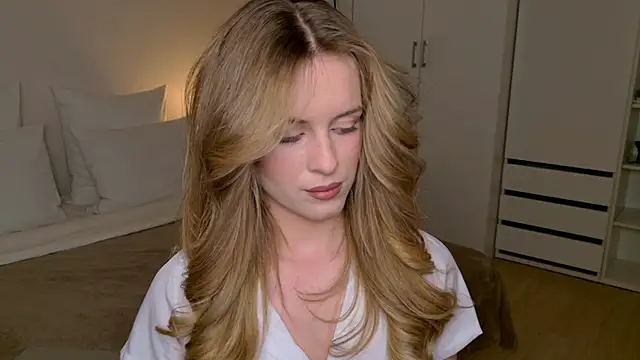 RozzitaBedberry webcam