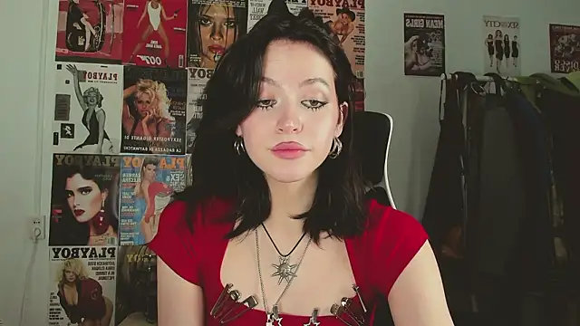 Niky__Jess Live Webcam on Stripchat