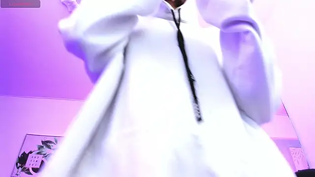 april_jones05 - April_jones05's free webcam